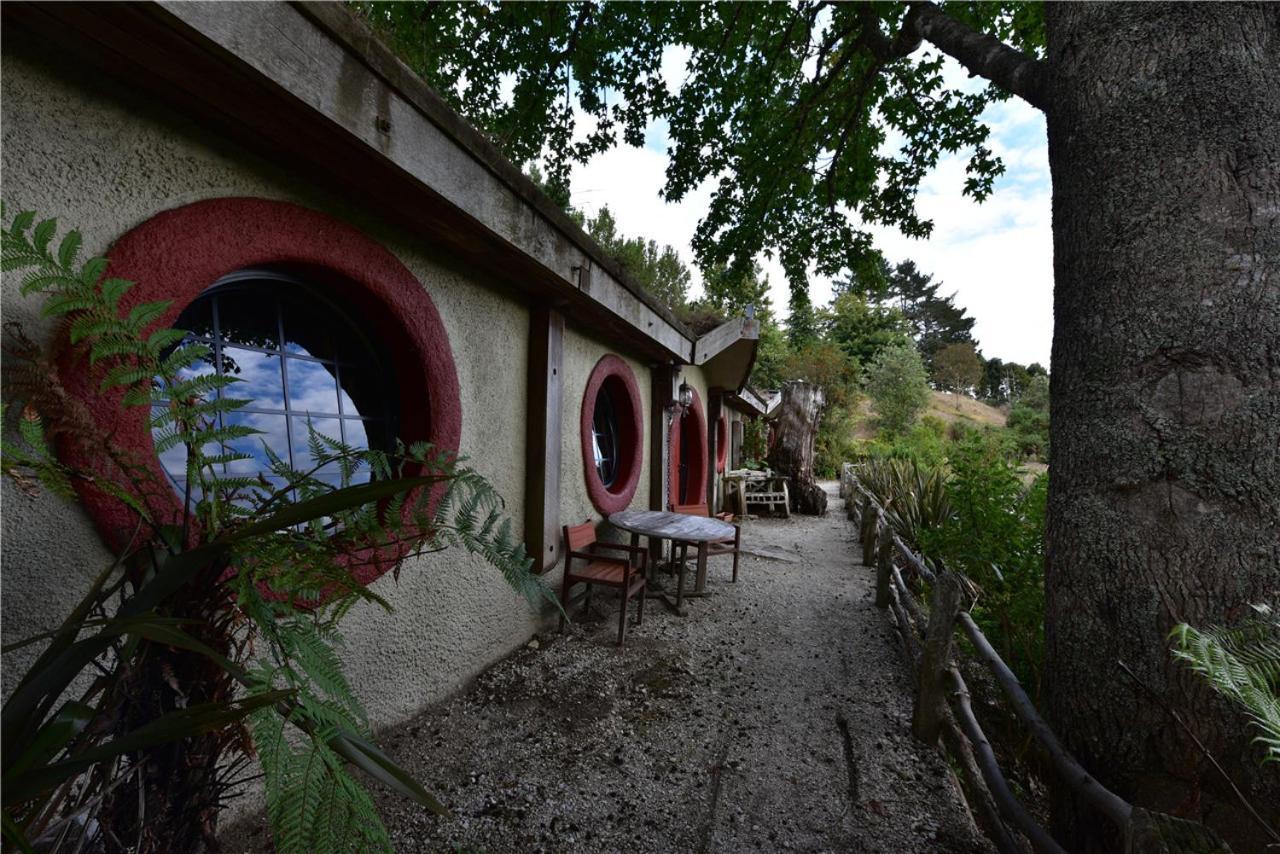Woodlyn Park Motel Waitomo Caves Bagian luar foto