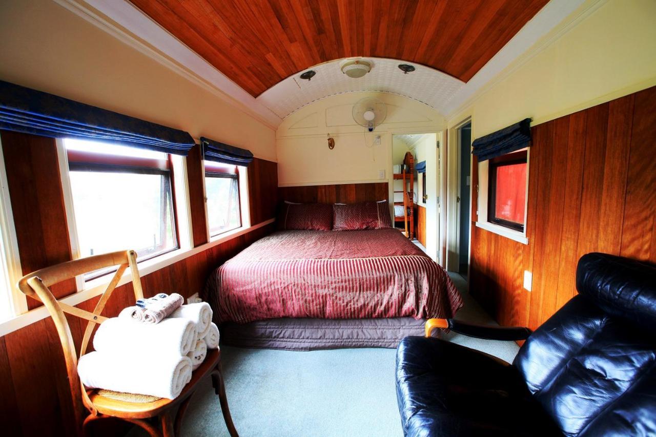 Woodlyn Park Motel Waitomo Caves Bagian luar foto